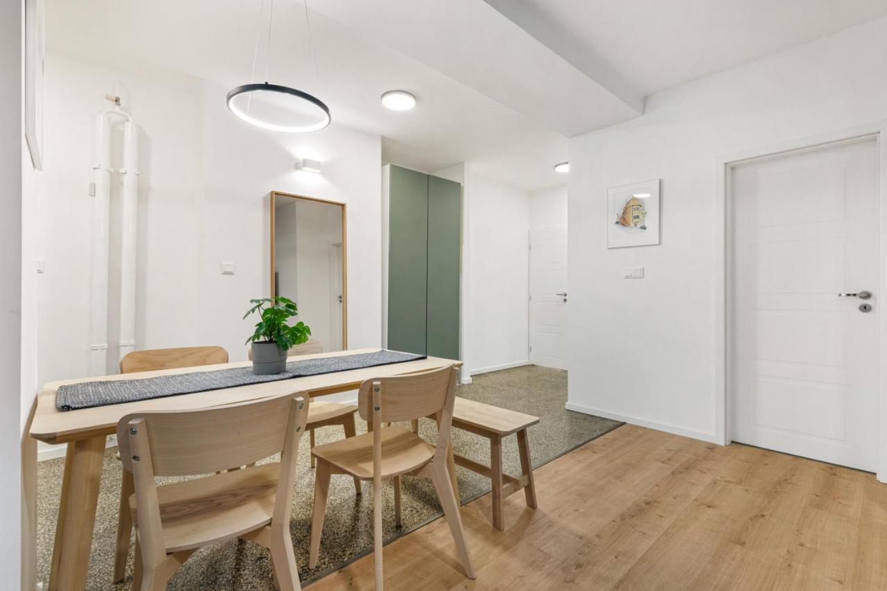Bratislava Touch 2 Bedroom Apt Buitenkant foto