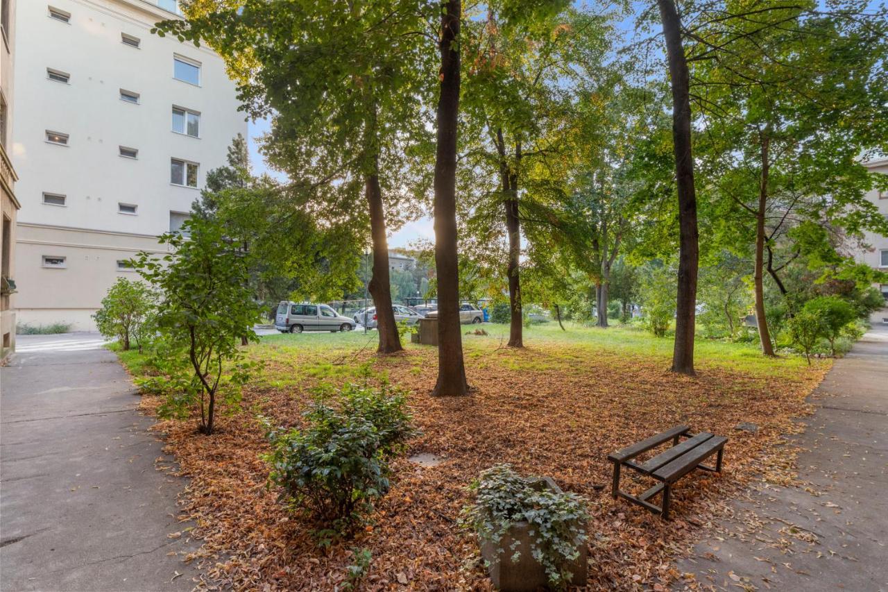 Bratislava Touch 2 Bedroom Apt Buitenkant foto
